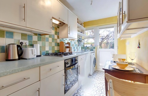 Cherry Hinton Apartamento | Pass the Keys | Charming Ground Floor Flat with Free Parking