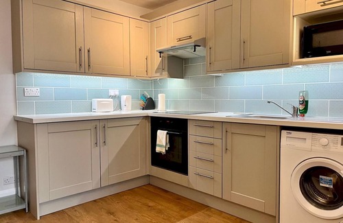 St Albans Casa | Pass the Keys | Charming Guest House in St Albans with Parking