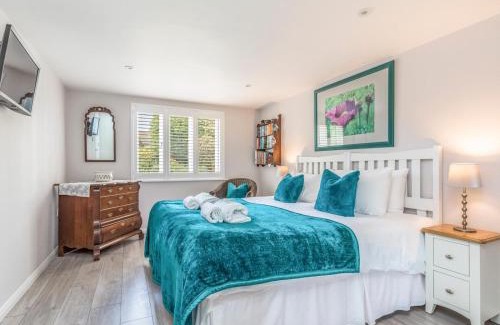 Chichester Apartamento | Pass the Keys Charming Apartment Attached To Thatched Cottage
