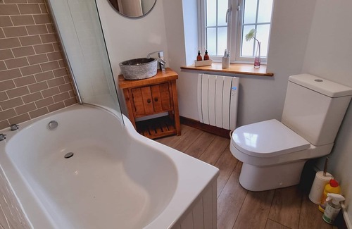 Bridford Casa | Pass the Keys | Charming 19th century country cottage for 2 guests