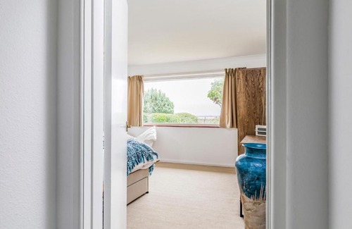 Emsworth Casa | Pass the Keys Charming Harbourside Cottage