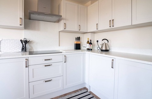 Chipping Campden Casa | Pass the Keys | Chestnut Cottage | parking | stunning views