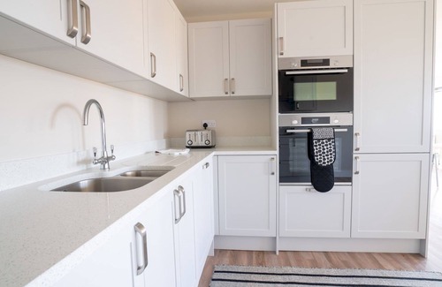 Chipping Campden Casa | Pass the Keys | Chestnut Cottage | parking | stunning views