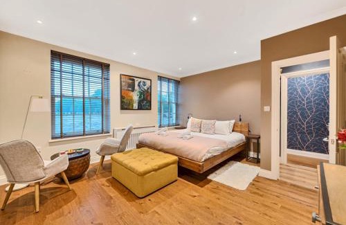 Richmond-upon-Thames Apartamento | Pass the Keys Chic Flat with Bushy Park Views