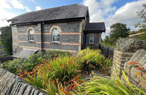 Combs Casa | Pass the Keys Converted Sunday School for 4 with Views & Garden
