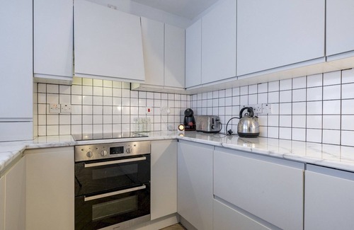 Ormeau Casa | Pass the Keys | Cosy 2BR Home Ormeau Road Lots of Amenities