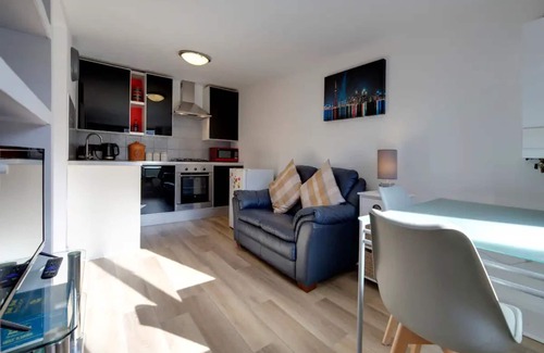 Cambridge Casa | Pass the Keys | Cosy Cabin in Central Cambridge Free Parking