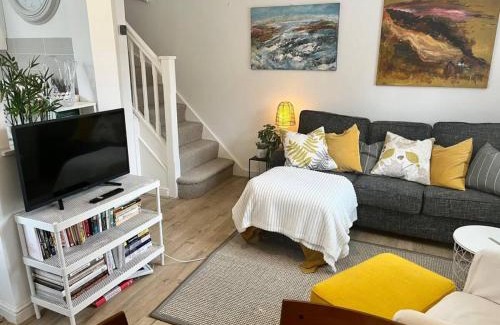 Borehamwood Casa | Pass the Keys Cosy One Bedroom House with Parking
