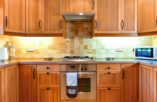 Marcross Casa | Pass the Keys | Cosy Rural 2 Bed Barn conversion close to Beach