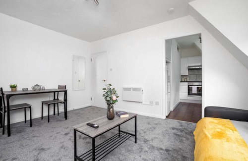 Park Royal Apartamento | Pass the Keys | Cosy Studio for Business & Leisure