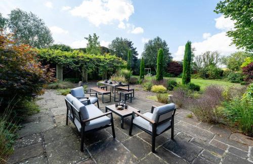 Ludwel Casa | Pass the Keys Countryside home 5 minutes from Ludlow