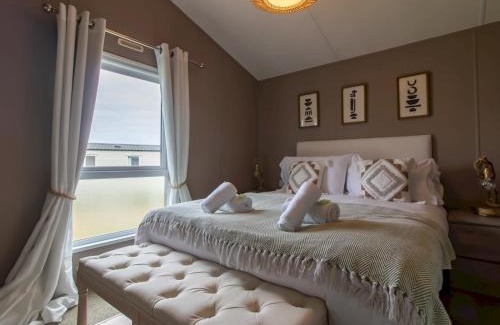 Whitley Bay Casa | Pass the Keys Cozy 2-Bed Lodge by the Sea – Whitley Bay Retreat