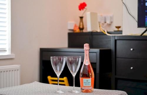 Whitchurch Casa | Pass the Keys Cozy family home near Cardiff Centre