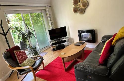 Bath Casa | Pass the Keys Delightful Cottage Sydney Gardens private parking