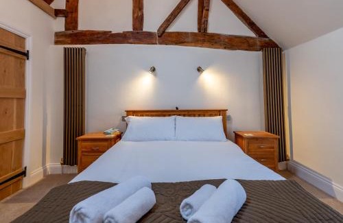 Ludwel Casa | Pass the Keys Elegant and stylish townhouse central Ludlow