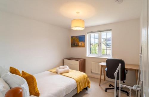 Bicester Casa | Pass the Keys Experience Bicester Village near our Spacious Home