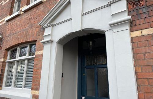Belfast City Centre Casa | Pass the Keys Exquisite 3 Floor Townhouse Perfect Location