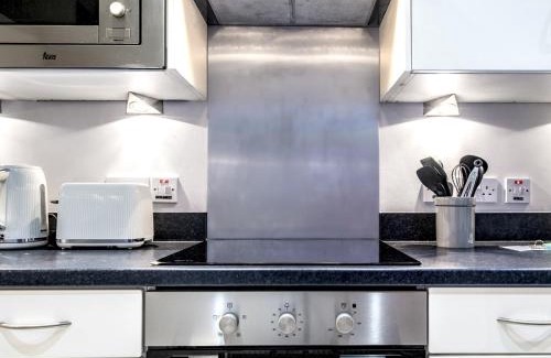 Belfast City Centre Casa | Pass the Keys Exquisite 3 Floor Townhouse Perfect Location