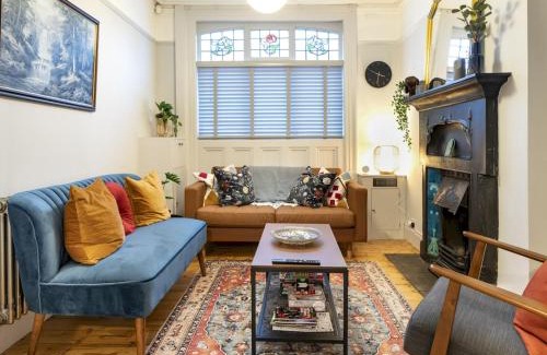 Belfast City Centre Casa | Pass the Keys Exquisite 3 Floor Townhouse Perfect Location