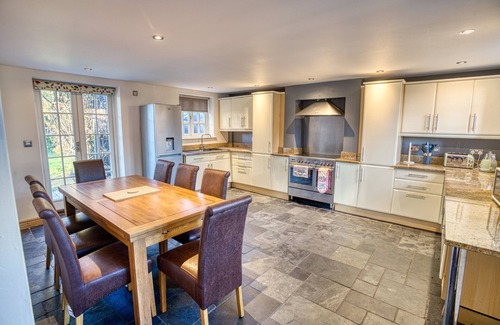 Newton On Trent Casa | Pass the Keys | Family home in the countryside