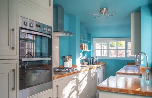 Henley Casa | Pass the Keys | Cosy cottage, walking distance to Hart Street