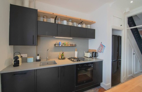 Southend-on-Sea Casa | Pass the Keys | Cosy Stylish house near Southend