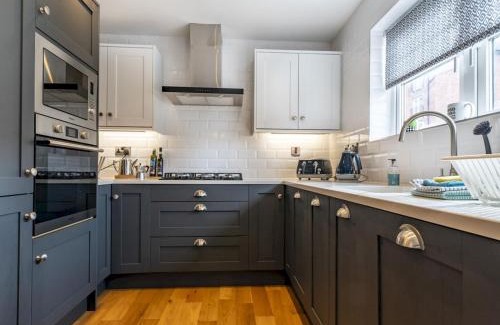 Ormeau Casa | Pass the Keys Gorgeous 3BR Townhouse with Garden South Belfast