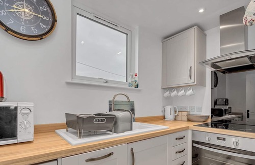 Martlesham Heath Casa | Pass the Keys | Harbour View, with stunning views
