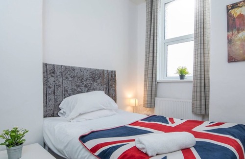 Canton Apartamento | Pass the Keys | Light & Spacious 2 Bedroom Apt in trendy Canton!