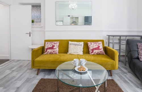 Canton Apartamento | Pass the Keys | Light & Spacious 2 Bedroom Apt in trendy Canton!