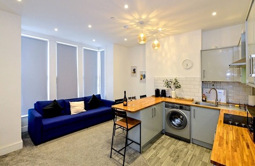 Caerau Apartamento | Pass the Keys | Llandaff - Modern, Bright & Central w/Parking