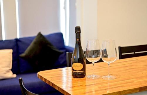 Caerau Apartamento | Pass the Keys Llandaff - Modern Bright Central wParking