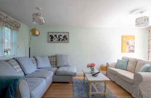 Cheltenham Casa | Pass the Keys Lovely 4 bedroom family home with garden parking