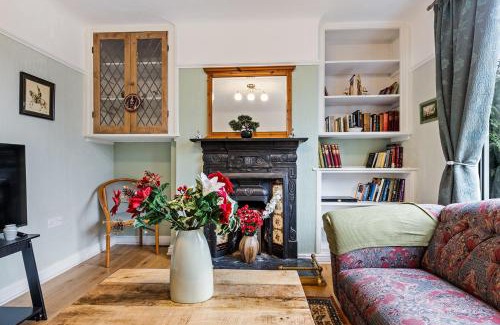 Acomb Casa | Pass the Keys Lovely Home in York with Parking