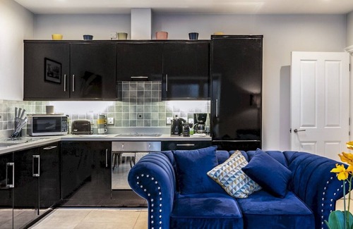 Cathedral Quarter Apartamento | Pass the Keys | Luxury Living Cathedral Quarter Cafes Bars
