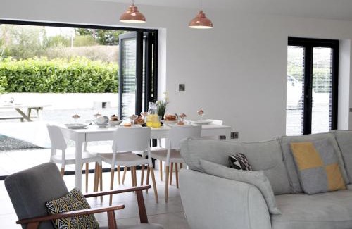 Bodorgan Casa | Pass the Keys Luxury Property with Stunning View