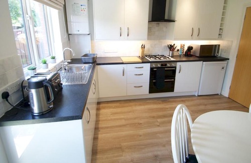 Exeter Casa | Pass the Keys Modern 3Bedroom home close to Exeter Quay, with Free parking