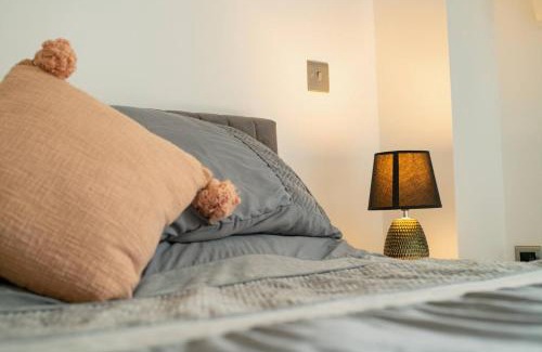 Lincoln Casa | Pass the Keys Motherby 6 · Town House with Free Parking