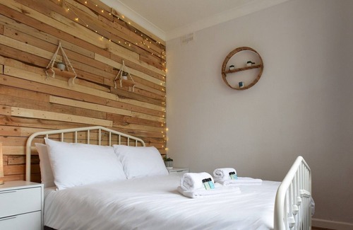 South Hayling Apartamento | Pass the Keys | New Cosy 2 Bed Flat with garden nr Beach Sleeps4