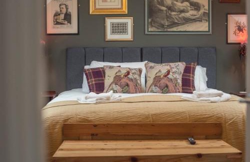 Roath Casa | Pass the Keys NEW Stylish & Elegant 2 Bed Apartment in the City!
