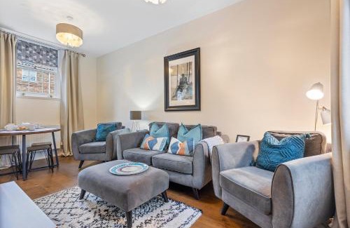 York Casa | Pass the Keys No. 4 - Oak Tree Cottage