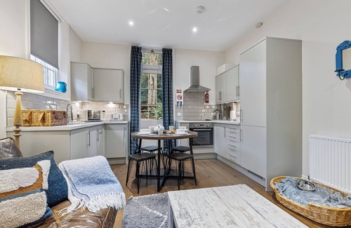 York Casa | Pass the Keys | No. 5 - Chestnut Cottage