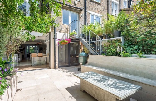 Mildmay Casa | Pass the Keys | Petherton · Beautiful 4-bd House, Patio, Lrg Garden, Near Park