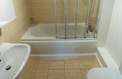 Southbourne Apartamento | Pass the Keys | Quiet lovely apartmen with parking