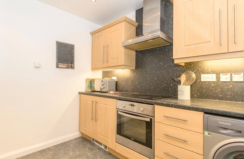 Roundhay Apartamento | Pass the Keys | Roundhay Retreat-Family Home next to Roundhay Park