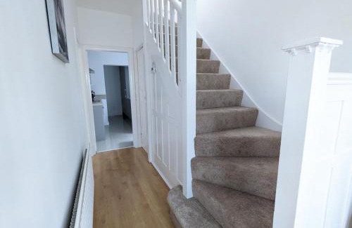 Seisdon Casa | Pass the Keys Spacious Comfortable 3 Bedroom House