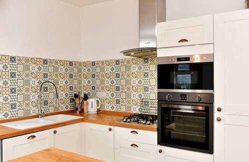 Adamsdown Apartamento | Pass the Keys | Spacious 3 Bedroom Apartment Close to City Centre