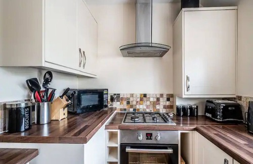 Clyst St Mary Apartamento | Pass the Keys | Spacious modern home in picturesque village