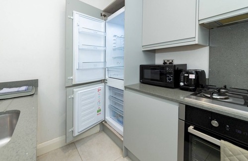 Reading Apartamento | Pass the Keys | Spacious 2BR Flat Modern Convenient