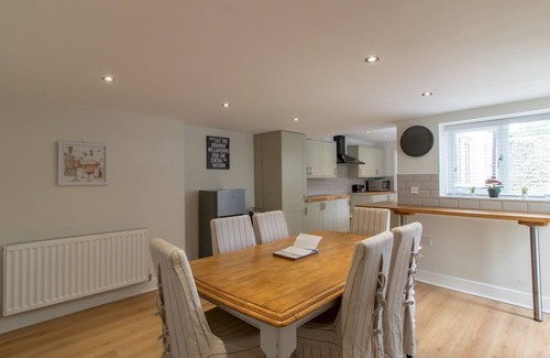 West Auckland Casa | Pass the Keys | Stylish 3Bed Cottage in West Auckland | 2 Bath